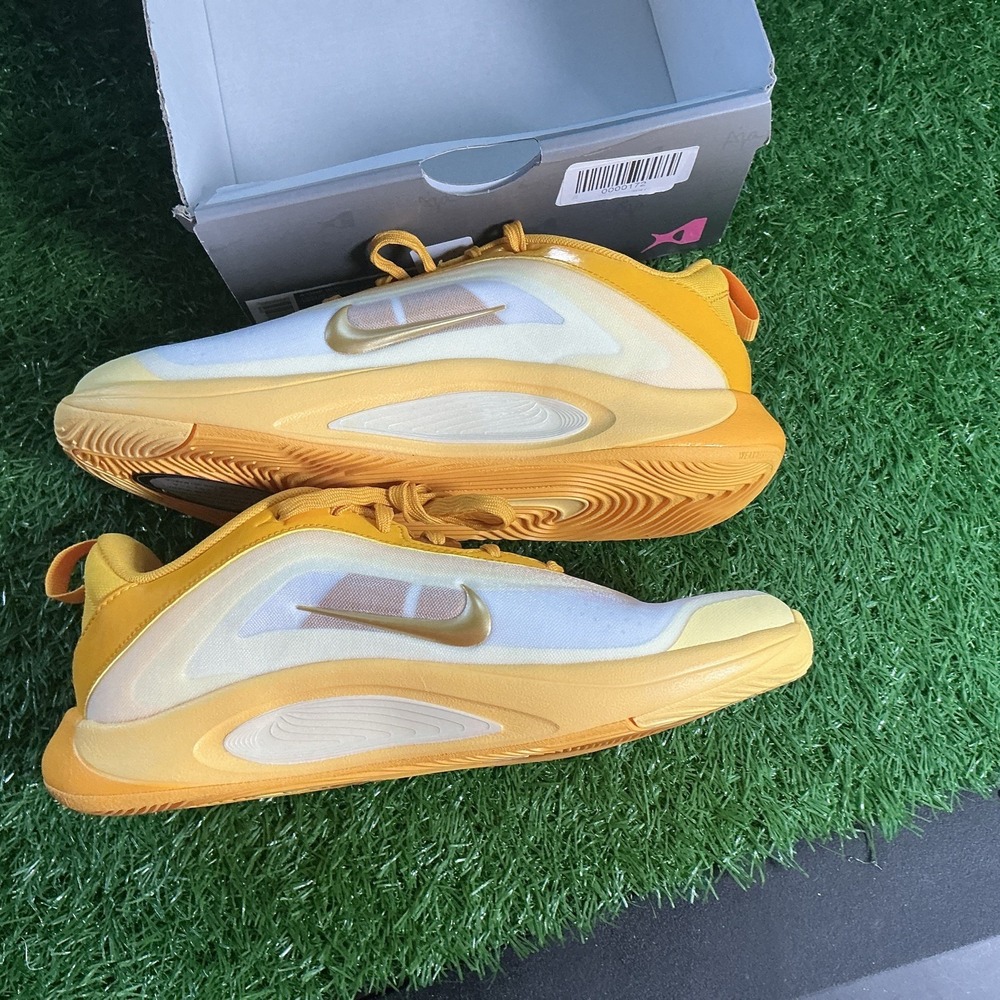Nike Aja-ones 5-5Y-Topaz Gold/Metallic Gold(HF7001 700) - Picture 2 of 5
